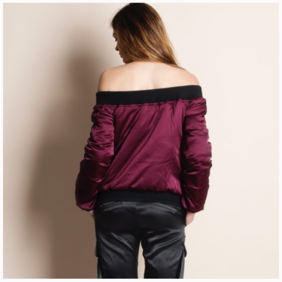 Off Shoulder Bomber Jacket - Picture 3 of 3